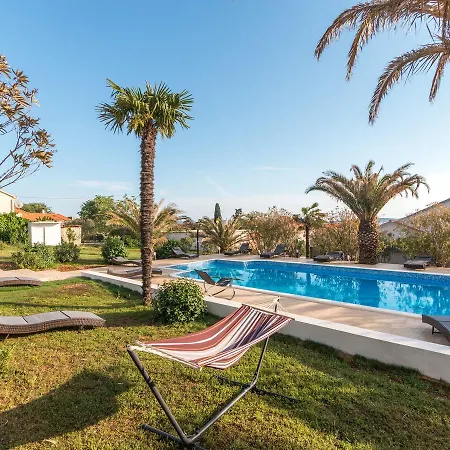 In With Adriatic Views Tatil Evi *