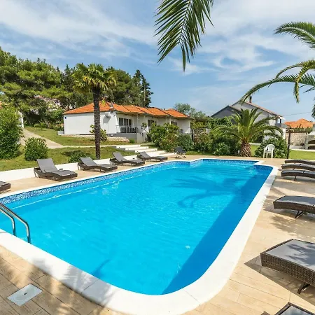 度假居 Modern With Great Sea View 比比涅