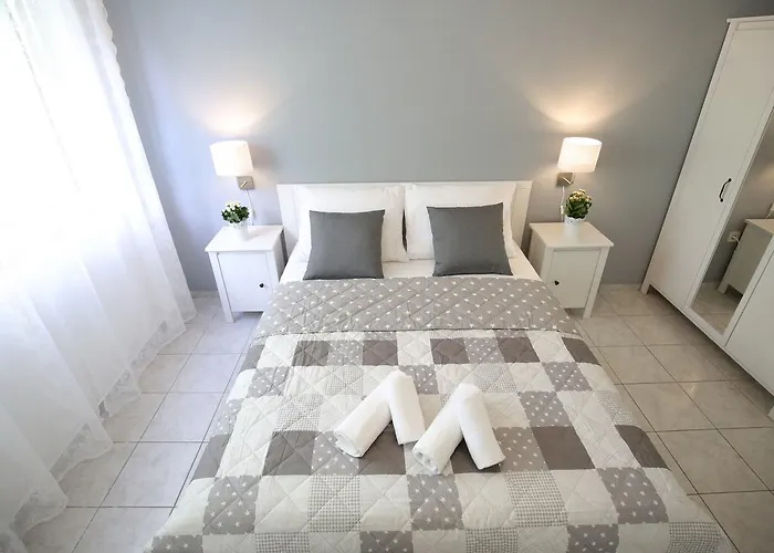 In With Adriatic Views בית נופש *