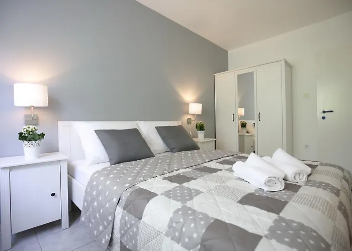 In With Adriatic Views