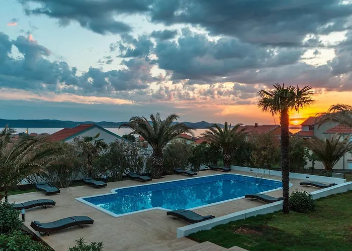 In With Adriatic Views בית נופש *