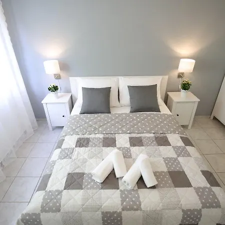 In With Adriatic Views Tatil Evi *