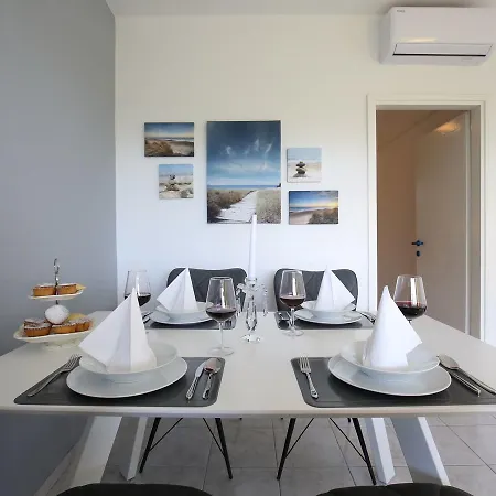 In With Adriatic Views Tatil Evi *